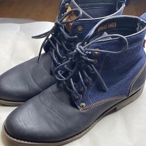 Levi's Men's Black Leather and Navy Fabric Boots